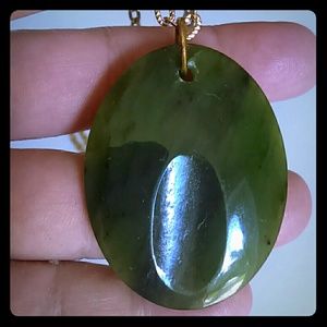 VINTAGE, Olive Green Jade Healing Pendant